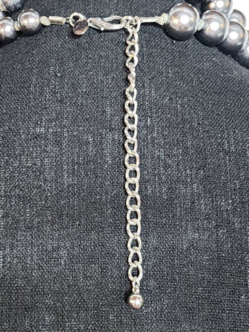 Chico's Extra Long 66" Flapper Gray Silver Graduated Bead Unisex Knot Necklace - Picture 11 of 16